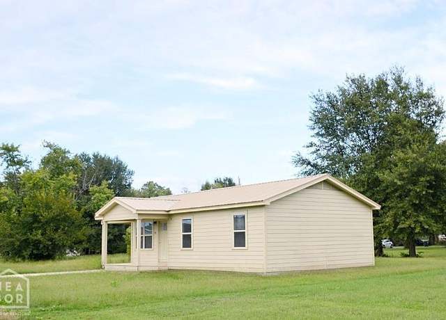 Property at 812 Ellis Ave, Trumann, AR 72472, 3 beds, 1 bath