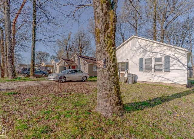 Property at 608 Magnolia Dr, Paragould, AR 72450, 2 beds, 1 bath