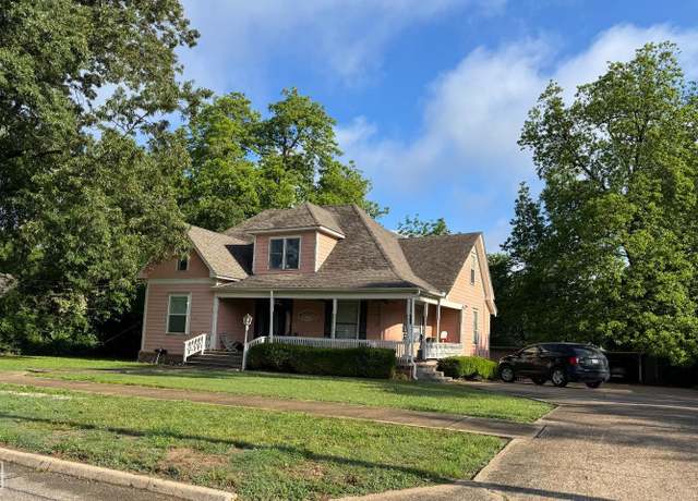 Property at 622 W Oak Ave, Jonesboro, AR 72401
