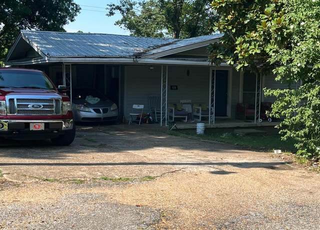 Property at 125 Coleman Dr, Jonesboro, AR 72401, 4 beds, 2.5 baths