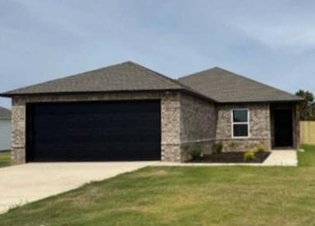 Property at 3524 Revere St, Jonesboro, AR 72404, 4 beds, 2 baths