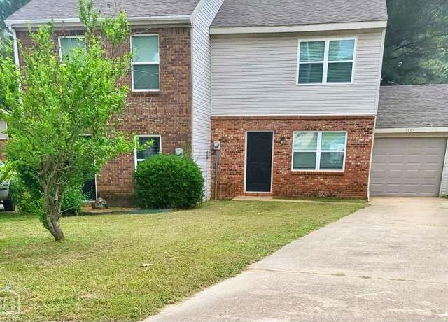 Property at 1302 Santa Fe Cir, Jonesboro, AR 72401