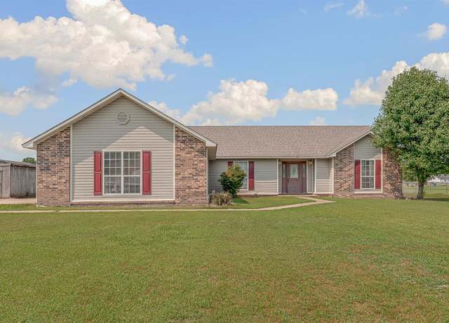 Property at 828 County Road 620, Jonesboro, AR 72404, 3 beds, 2 baths