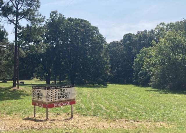 Property at 940 N Caraway Rd, Jonesboro, AR 72401