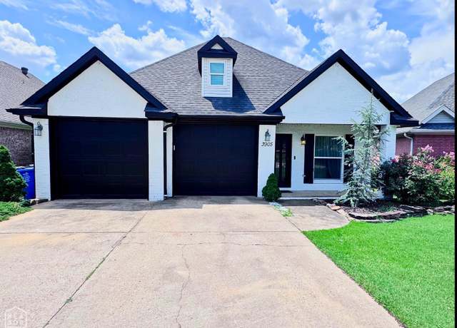 Property at 3905 New Pond Hill Dr, Jonesboro, AR 72405, 4 beds, 3 baths