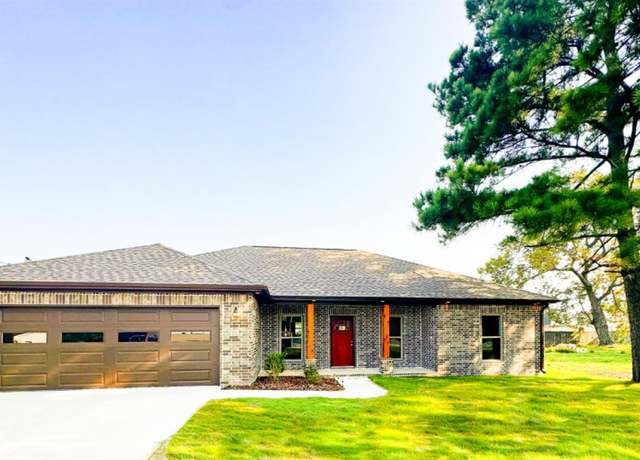 Property at 210 E College St, Bono, AR 72416, 3 beds, 2 baths