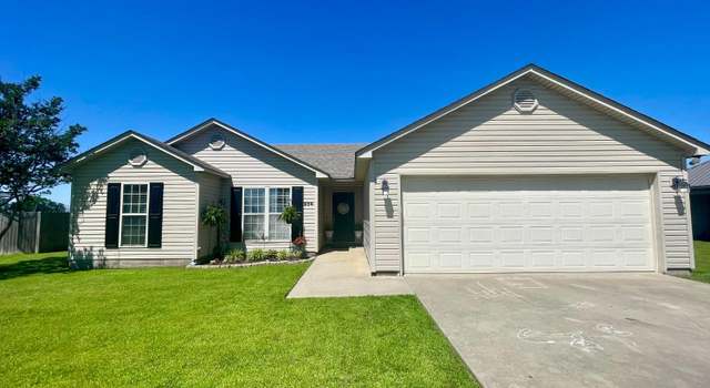 Photo of 204 Cypress Dr, Trumann, AR 72472