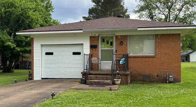 Photo of 318 E Elm St E, Walnut Ridge, AR 72476