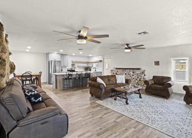 Property at 725 N Gun Creek Rd, Payson, AZ 85541, 3 beds, 2 baths