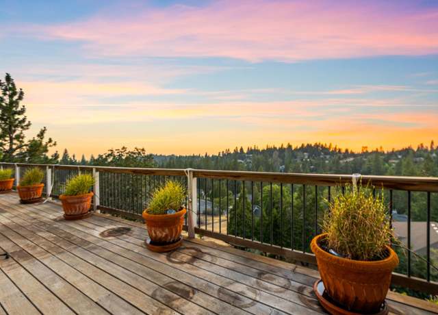 Property at 1102 Sandalwood Dr, Murphys, CA 95247, 4 beds, 3.5 baths
