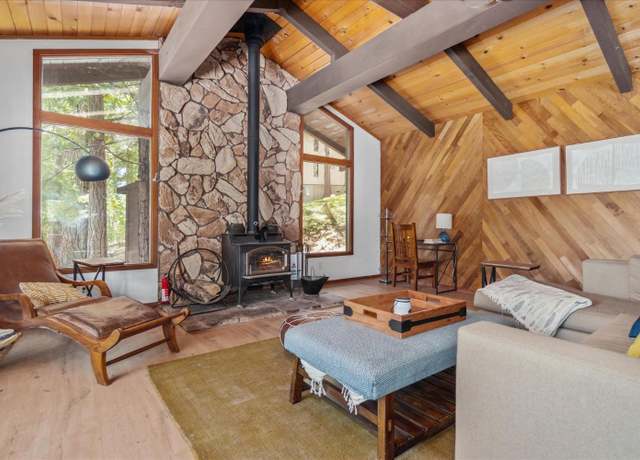 Property at 3233 Gold Hill Cir, Arnold, CA 95223, 3 beds, 2 baths