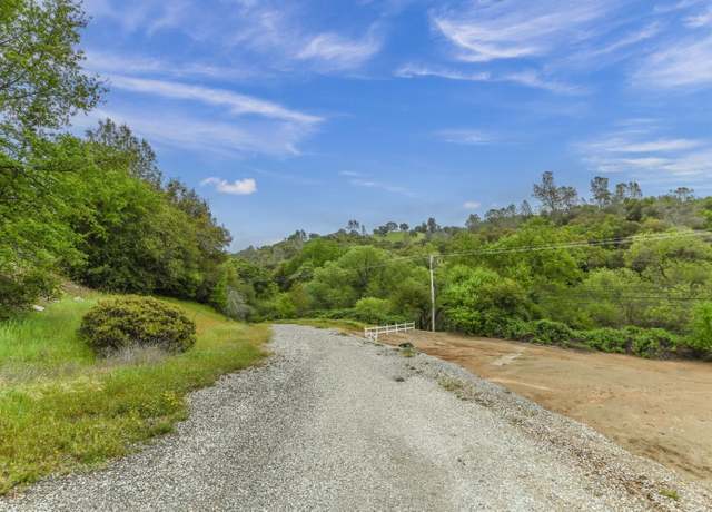 Property at 34 Foothill Village Dr, Angels Camp, CA 95222