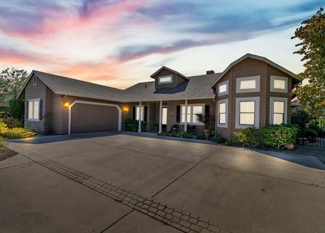 Property at 2016 Oak Creek Dr, Copperopolis, CA 95228, 3 beds, 2.5 baths