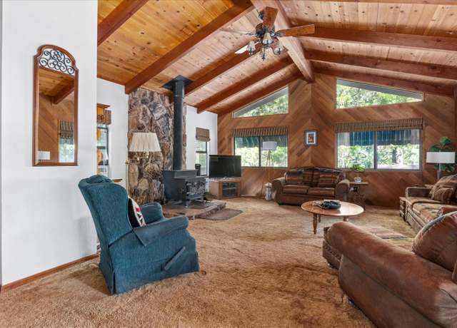 Property at 1775 Bonanza Way, Arnold, CA 95223, 3 beds, 2 baths