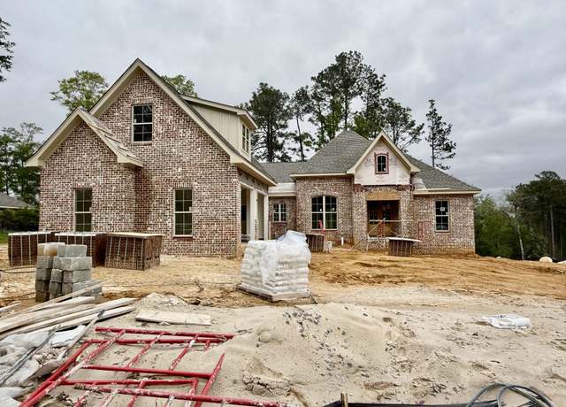 Property at 130 Brookhollow Blvd, Hattiesburg, MS 39402, 4 beds, 3.5 baths