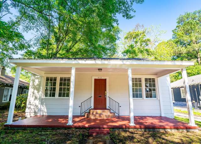 Property at 213 S 14th Ave, Hattiesburg, MS 39401, 3 beds, 2 baths