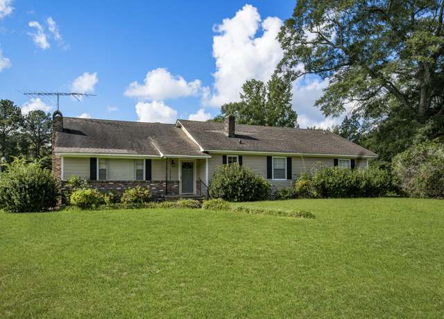 Property at 317 Emmett Byrd Rd, Lumberton, MS 39455, 4 beds, 2 baths