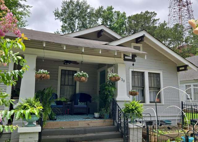 Property at 230 W 7th St, Laurel, MS 39440, 3 beds, 2 baths