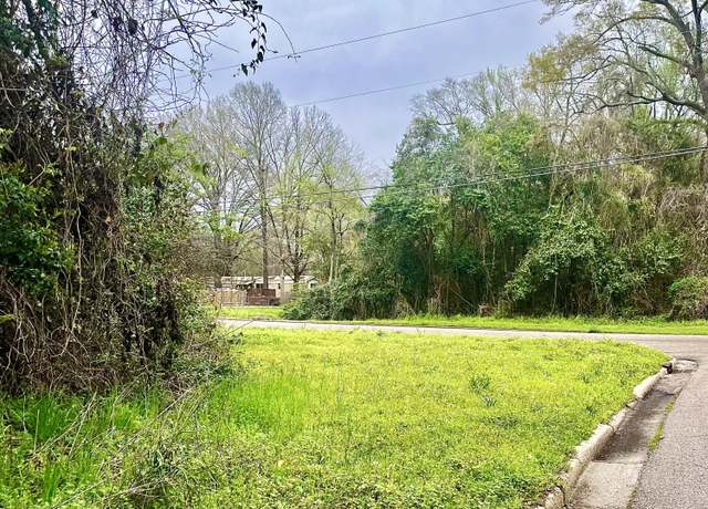 Property at 820 Dale St, Columbia, MS 39429