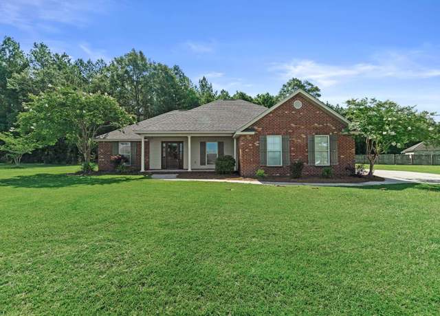 Property at 26 E Spruce, Sumrall, MS 39482, 3 beds, 2 baths