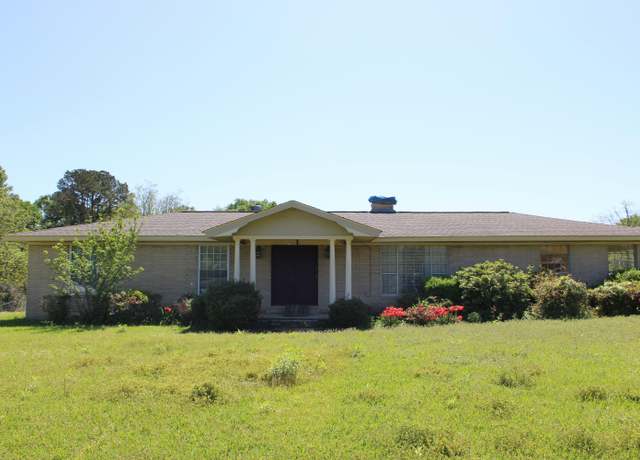 Property at 700 Old Richton Rd, Petal, MS 39465, 3 beds, 2 baths