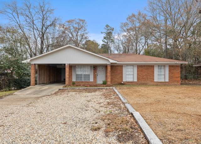 Property at 24 River Rd, Hattiesburg, MS 39401, 3 beds, 1.5 baths
