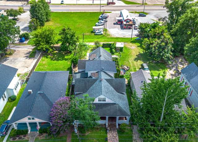Property at 808 W 5th St, Laurel, MS 39440