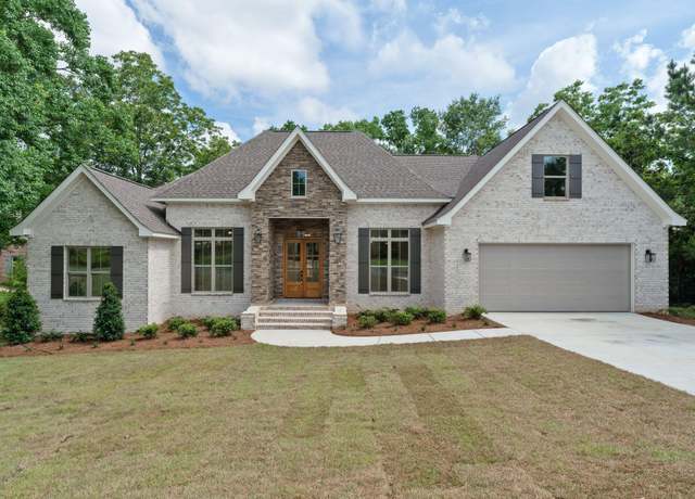 Property at 21 Buckskin Dr, Hattiesburg, MS 39402, 5 beds, 4 baths
