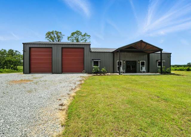 Property at 622 Sanford Rd, Moselle, MS 39459, 2 beds, 2.5 baths