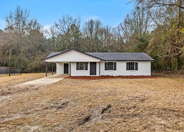 Property at 35 Mclemore Rd, Hattiesburg, MS 39401, 3 beds, 1.5 baths
