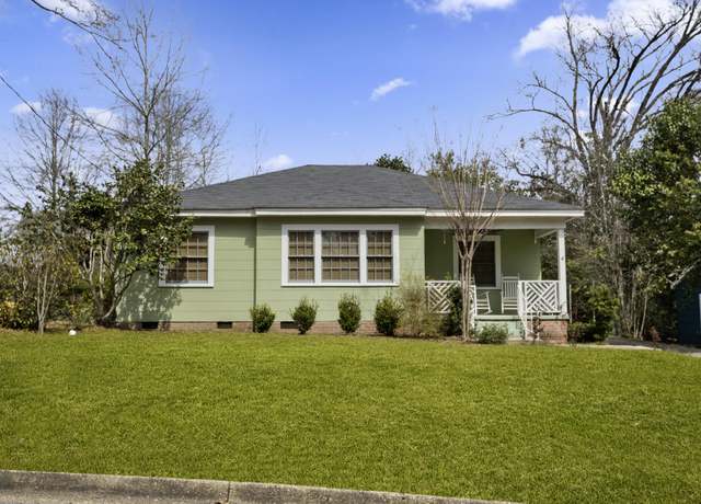 Property at 805 W 21st St, Laurel, MS 39440, 2 beds, 2 baths