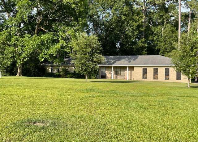 Property at 108 Mcdonald Ln, Columbia, MS 39429, 3 beds, 2 baths