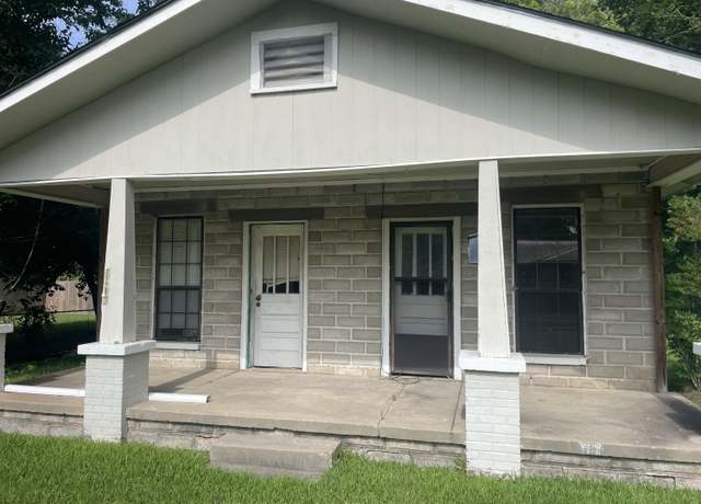 Property at 1119 West, Columbia, MS 39429, 2 beds, 1 bath