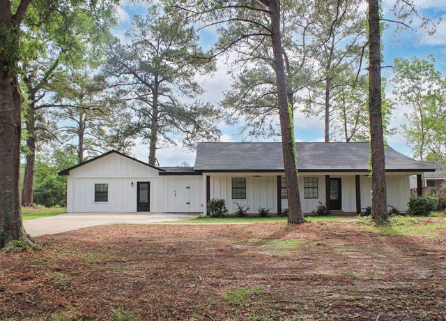 Property at 81 Lakeview Dr, Petal, MS 39465, 4 beds, 3 baths