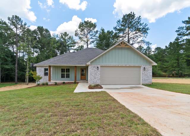 Property at 33 Pine Meadow Loop, Hattiesburg, MS 39402, 4 beds, 2 baths