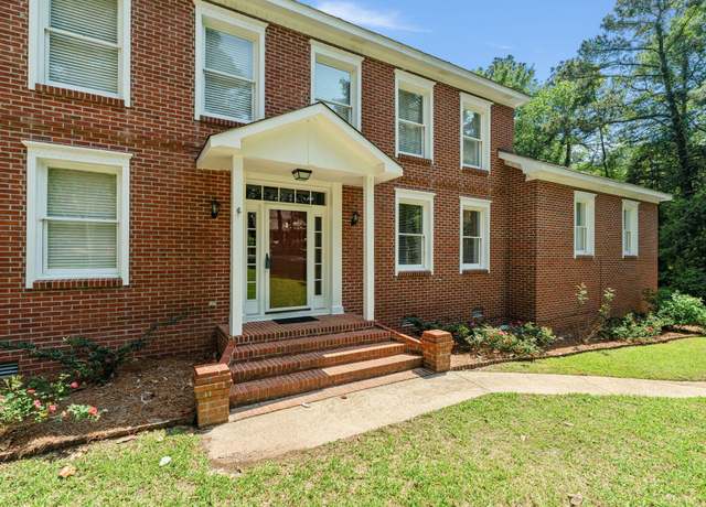 Property at 11 Holly Hl, Hattiesburg, MS 39402, 4 beds, 2.5 baths