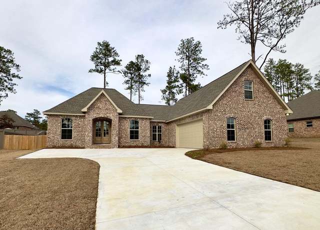 Property at 38 Carlsbad, Hattiesburg, MS 39402, 4 beds, 3 baths