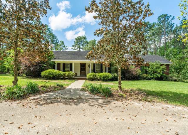 Property at 1010 Churchwell, Hattiesburg, MS 39401, 4 beds, 2.5 baths