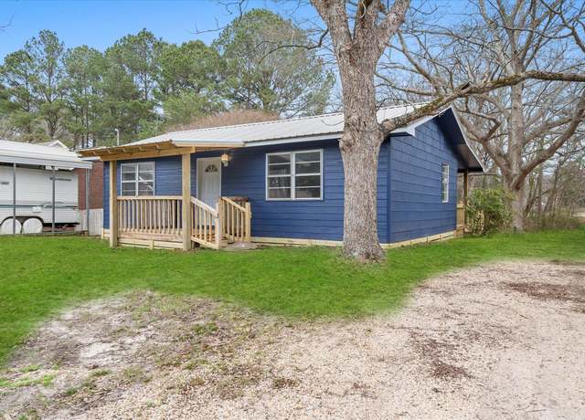 Property at 32 N Mill St, Sumrall, MS 39482, 2 beds, 1 bath