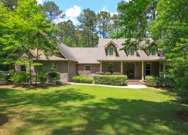 Property at 205 Pine Ridge Dr, Petal, MS 39465, 4 beds, 3.5 baths