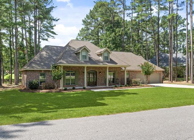 Property at 30 Pleasant Pond Loop, Hattiesburg, MS 39402, 4 beds, 3 baths