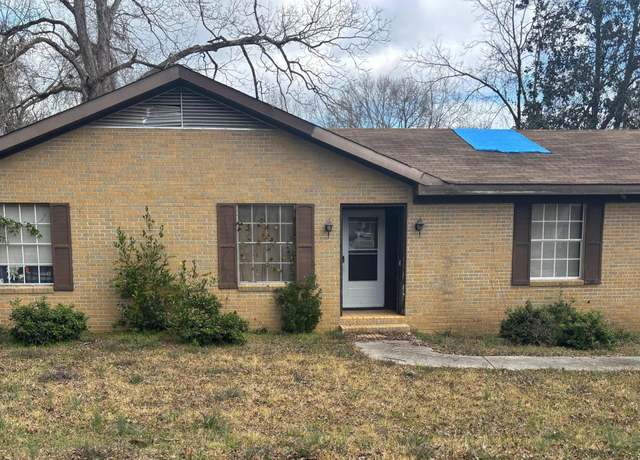 Property at 1120 W 6th St, Prentiss, MS 39474, 3 beds, 2 baths