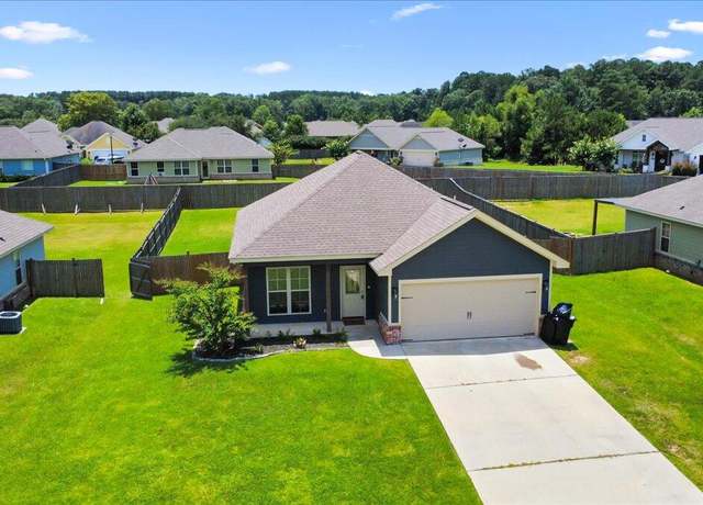 Property at 17 W Locust, Sumrall, MS 39482, 3 beds, 2 baths