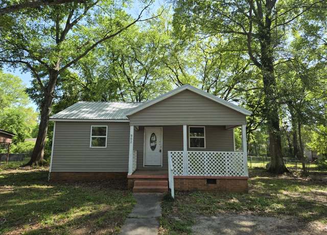 Property at 902 Lafayette Ext, Columbia, MS 39429, 2 beds, 2 baths