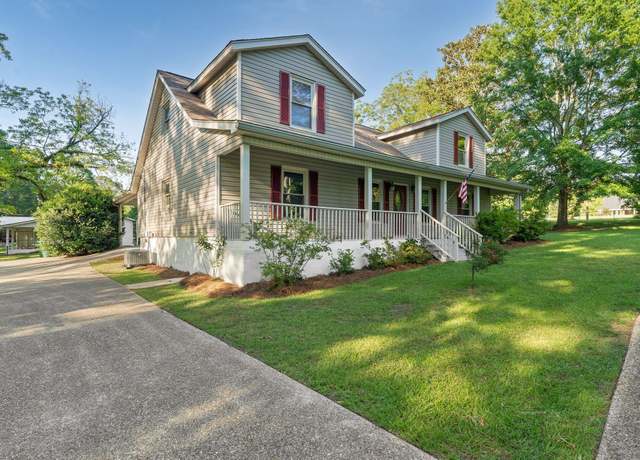 Property at 6 Robinson, Petal, MS 39465, 3 beds, 2 baths
