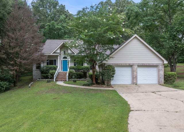 Property at 202 E Lakeside Dr, Hattiesburg, MS 39402, 3 beds, 2 baths