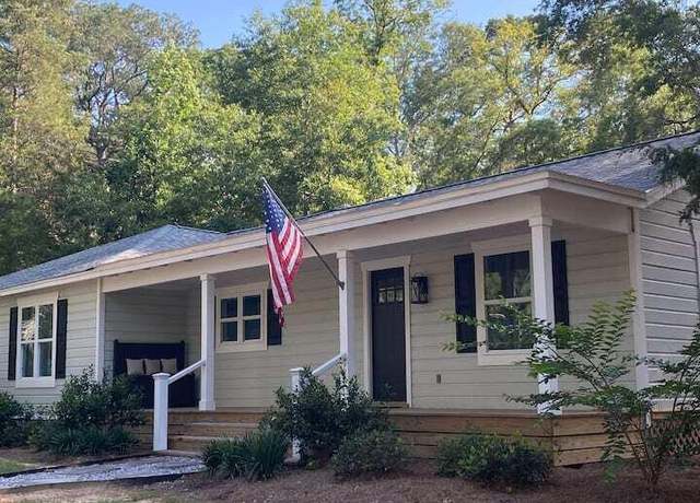 Property at 113 Springhill Rd, Laurel, MS 39443, 3 beds, 2 baths