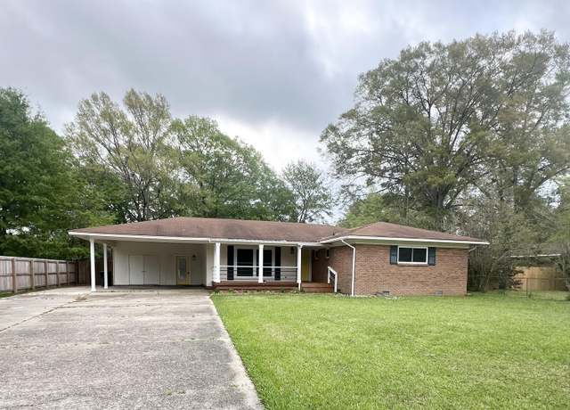 Property at 1620 Orchard Dr, Columbia, MS 39429, 4 beds, 3.5 baths