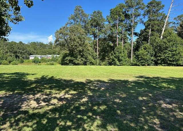 Property at 22 Lakeview Rd, Columbia, MS 39429