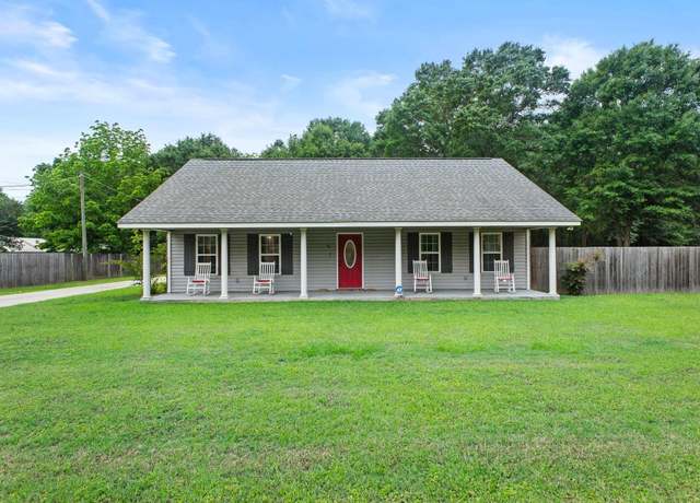Property at 81 Griffith, Hattiesburg, MS 39402, 3 beds, 2 baths